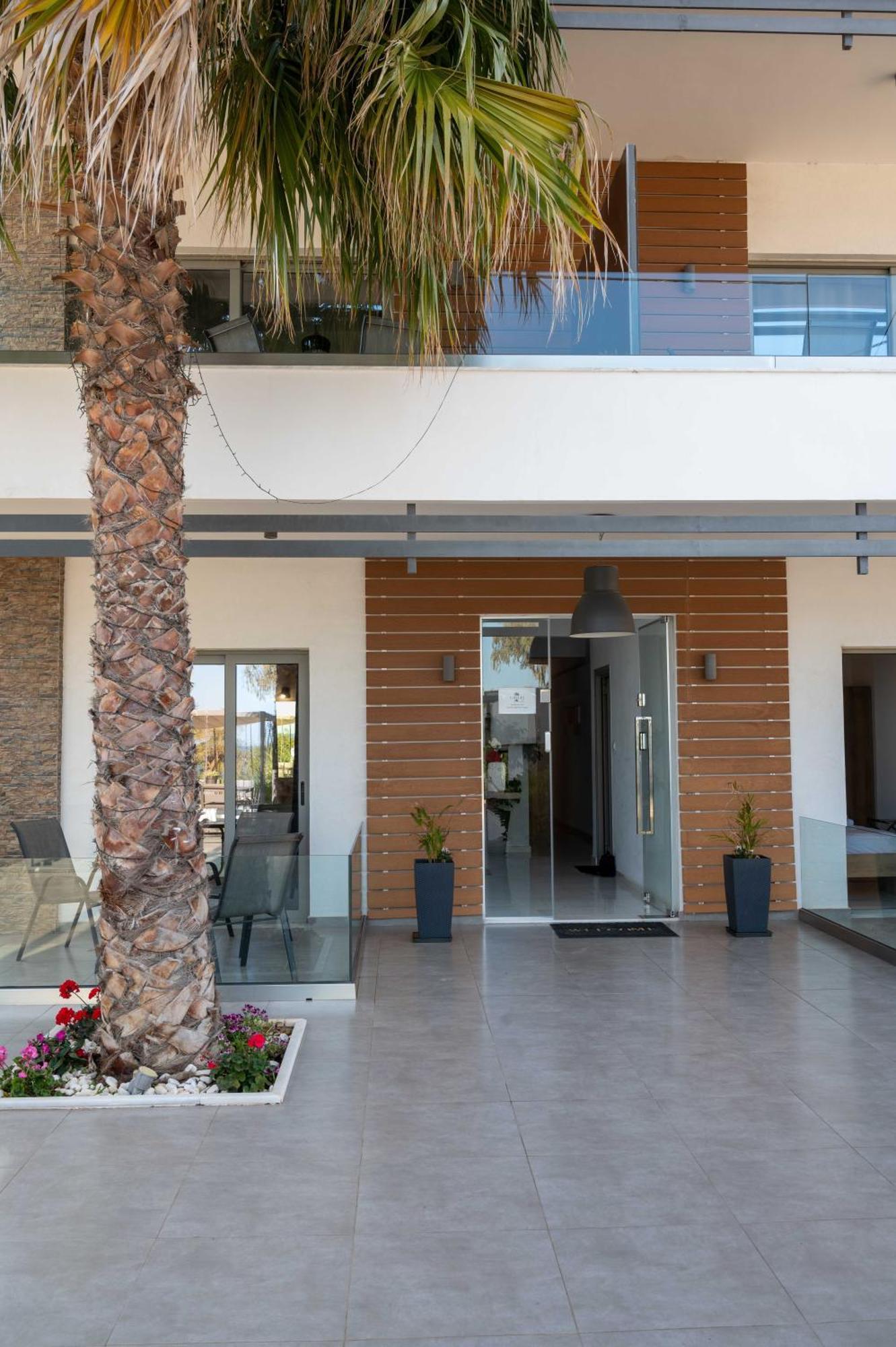 ארטמידה Finikas Suites & Apartments 10Min From Athens Airport מראה חיצוני תמונה