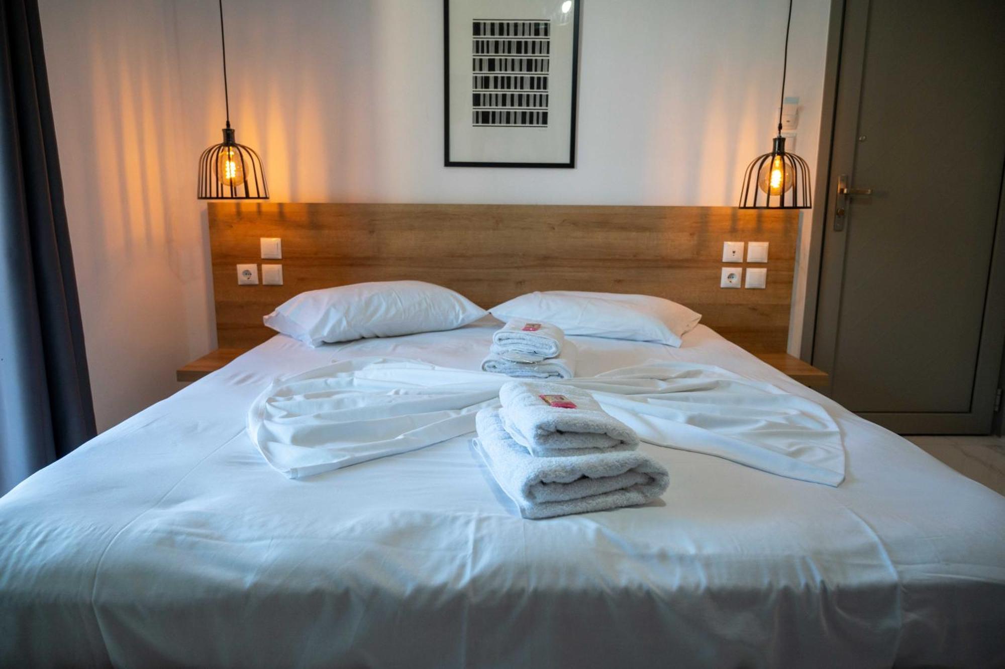 ארטמידה Finikas Suites & Apartments 10Min From Athens Airport מראה חיצוני תמונה